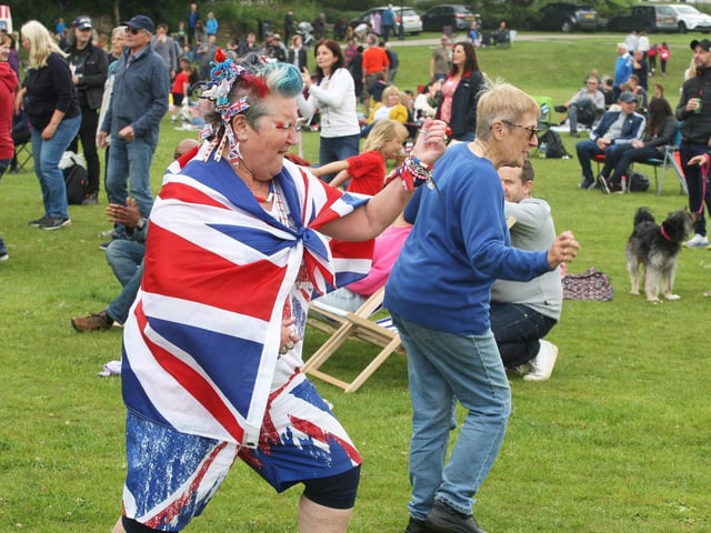 Haywards Heath Jubilee Picnic took place on Sunday, June 5, in Victoria Park. DM22060571a