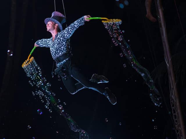 The Flying Bubble Show enjoys its world premiere at the Brighton Fringe Festival on Saturday, May 4