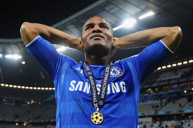 Malouda belives Chelsea’s next top priority should be signing a goalkeeper.