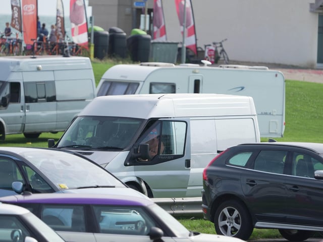 Police respond to new traveller camp in Sussex