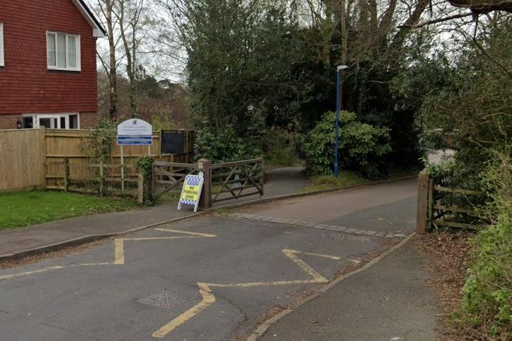 Parkside Community Primary School in Beechwood Lane, Heathfield, TN21 8QQ.