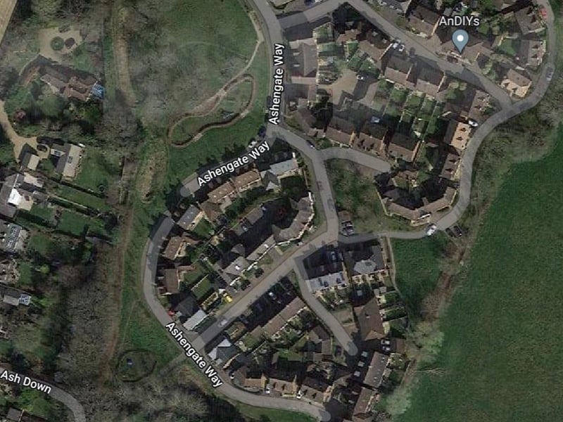 Households in Five Ash Down, Horsted & Chiddingly have an average annual income after tax of £48,700