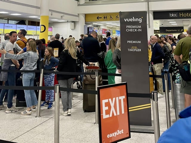 Rail strikes: Pictures show how busy Gatwick Airport is as industrial action continues