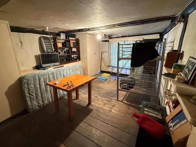 Mermaid Street house up for auction