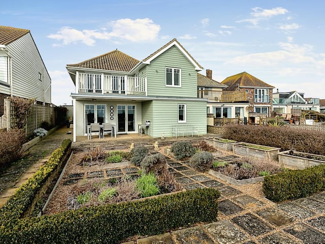Coast Road, Pevensey Bay