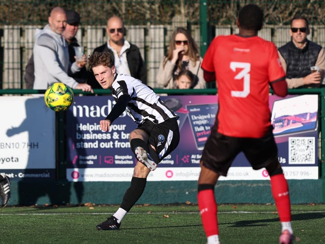 Peacehaven and Telscombe v Ashford United, Isthmian SE