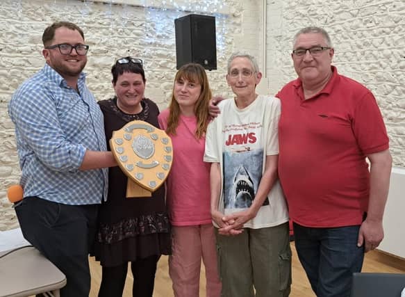 Bantam Seagulls Quiz Night winners with host Kit Bradshaw