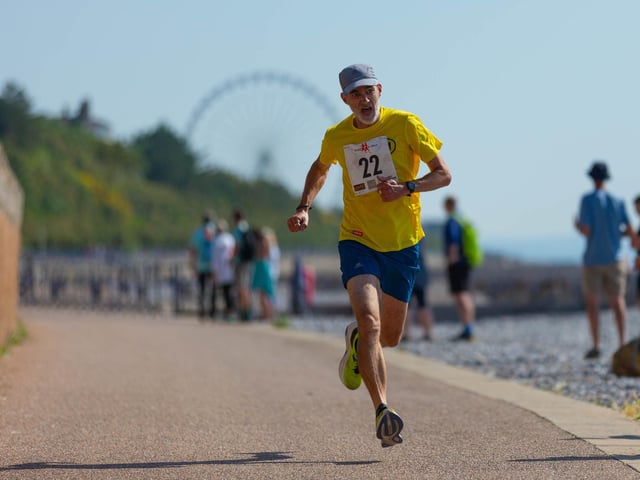 Images by Steven Farley from the 2023 Eastbourne 10k