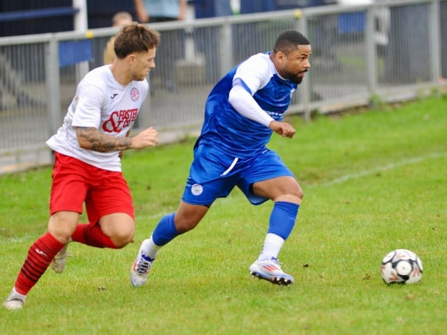 Shoreham v Saltdean Utd