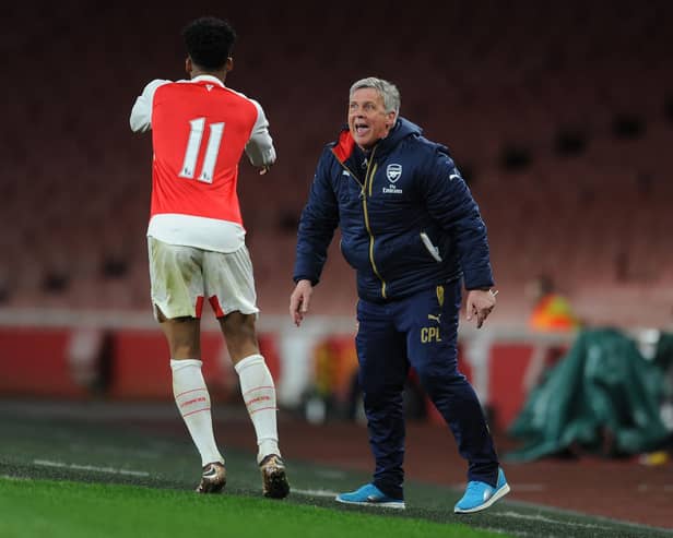 Carl Laraman the Arsenal Youth Coach gives Chris Willock some instructions during the match between Arsenal U18 and Manchester City U18 at Emirates Stadium on April 4, 2016.  (Photo by David Price/Arsenal FC via Getty Images)