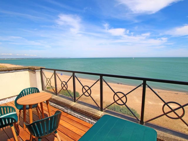 Maquarie Quay, Eastbourne