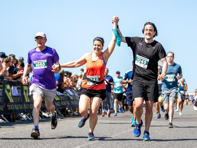 Images from a sun-baked Worthing 10k