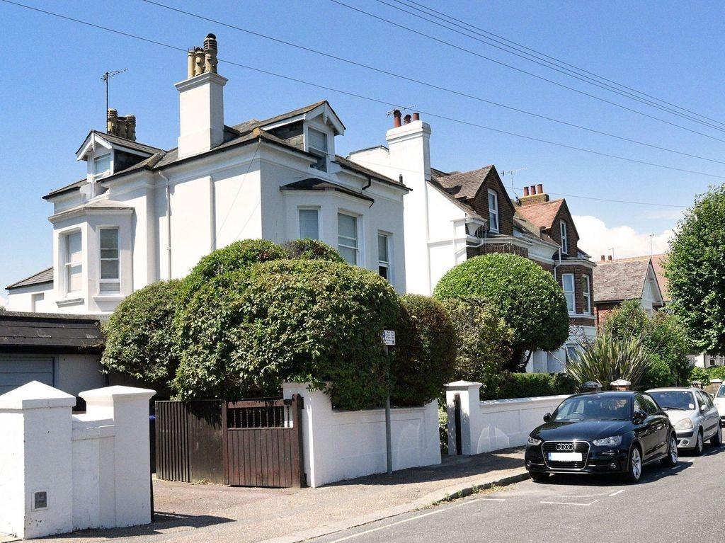 This imposing Victorian home, the likes of which are rarely available in Worthing, has come on the market with Jacobs Steel priced at £1.15million.