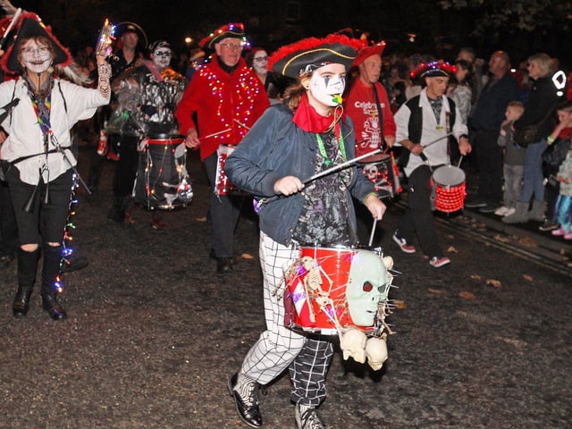 Littlehampton Bonfire 2022 DM22100355a
