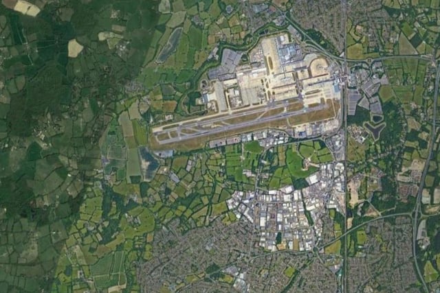 Langley Green & Gatwick Airport
Population: 8,045
Total vaccinated with one dose or more (as of 3rd July 2022): 6,630
Percentage vaccinated: 82.4%
Percentage unvaccinated: 17.6%
How many people are unvaccinated?: 1,415