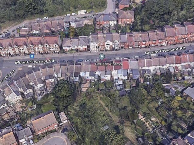 Broomgrove households have an average annual income of £30,400