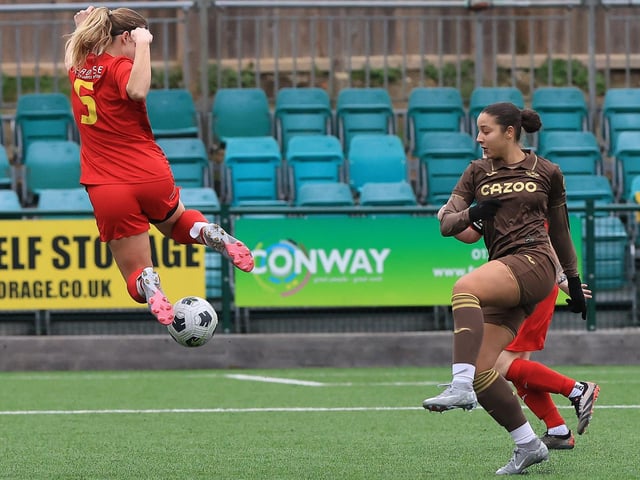 Newhaven Ladies v Brentford Women, London and SE Premier Division