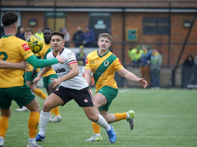 Promotion-chasing Horsham FC were held to a 1-1 draw at home by visiting Chatham Town