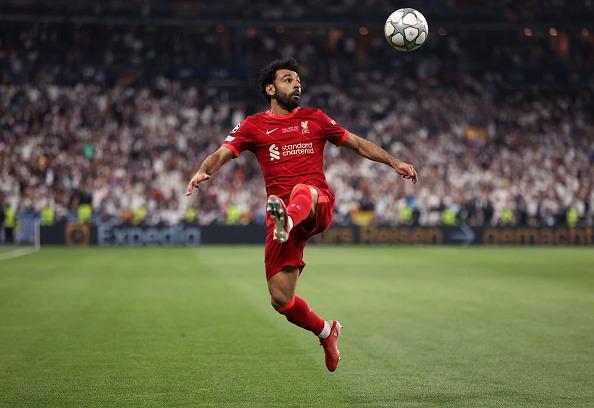 Current value: £834.75m. Former value: £814.05m. Difference: +2.5%