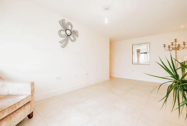 The development has been built to emulate the period buildings that stood before it with the convenience of modern construction with underfloor heating.