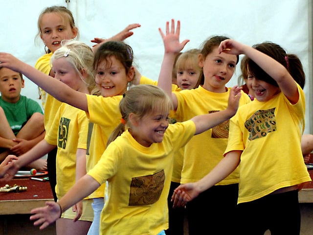 Sompting Village Primary School performing in June 2009