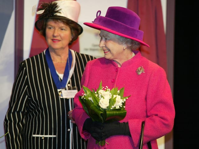 JPCT 24 October 2003 Queen visits Horsham. The Capitol C3440880a -photo by Derek Martin