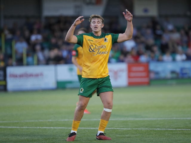Horsham v Chichester City