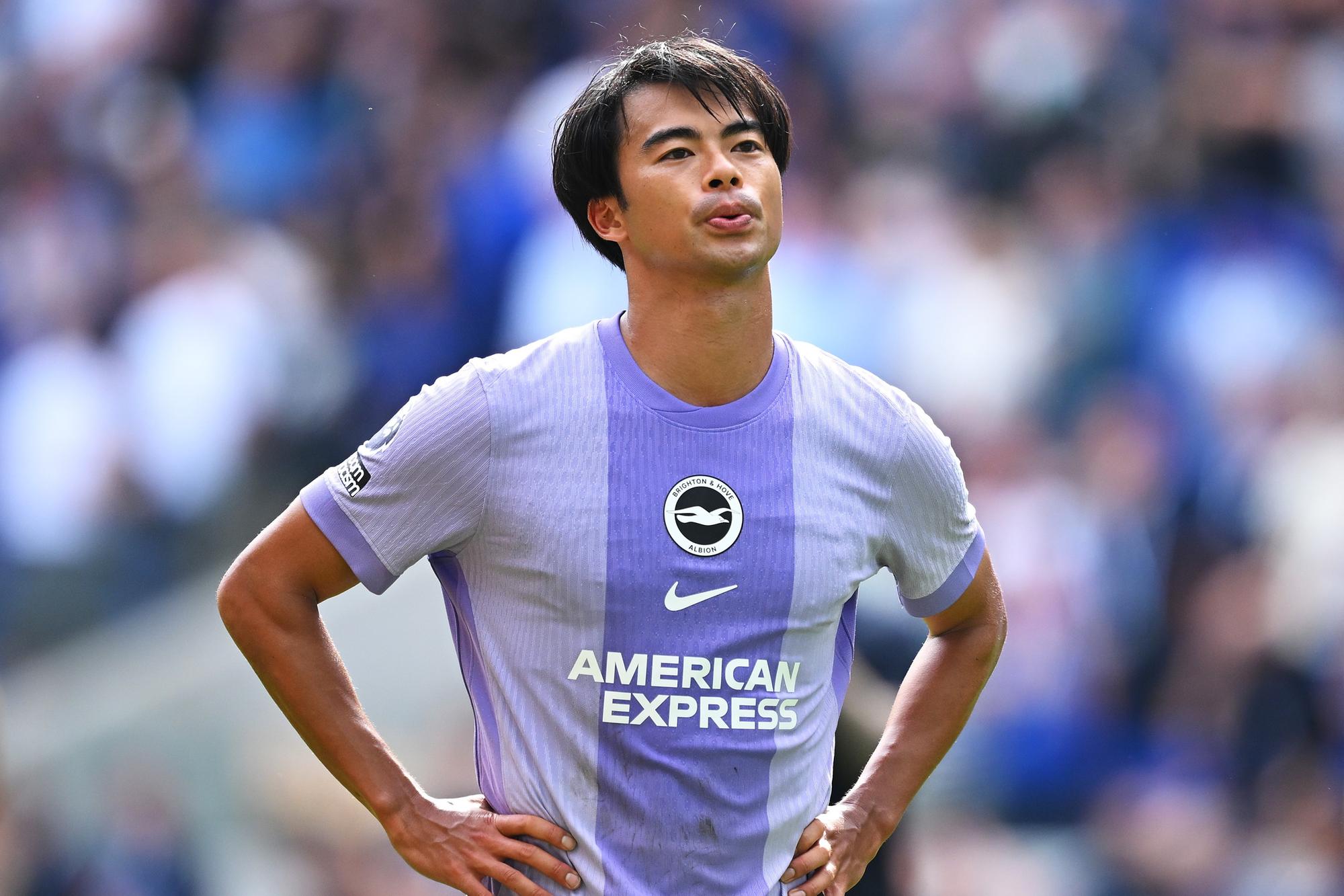 Aktuelles zu Kaoru Mitomas Verletzung: Brighton-Trainer mahnt zur Geduld ...