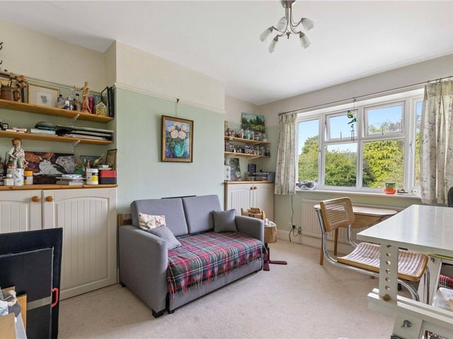 Light colours accentuate the abundant natural light.