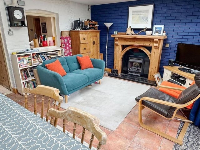The second lounge / dining room overlooks the garden