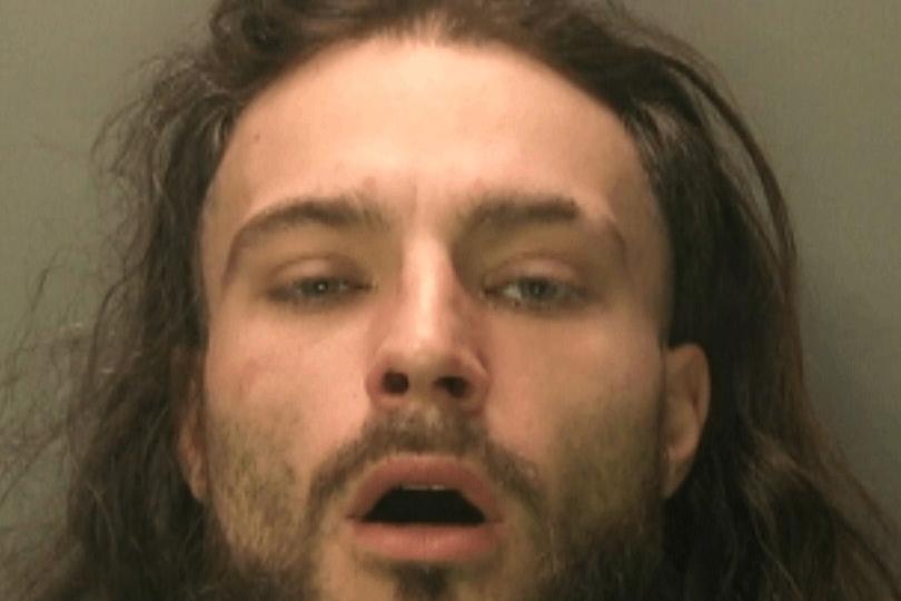 Police launch appeal to locate wanted man with links to Bognor and ...