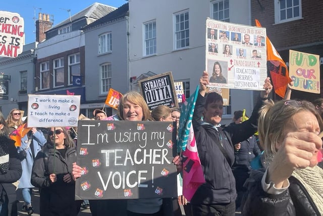 School strikes in Sussex: Hundreds of protesters arrive to take part in Sussex teacher protest - in 23 pictures