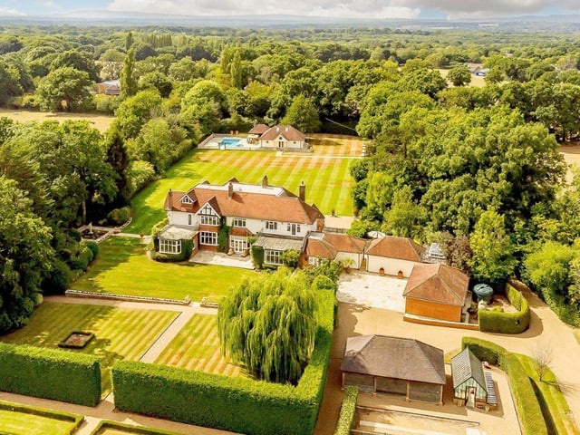 Hayes Lane, Slinfold, Horsham, West Sussex RH13