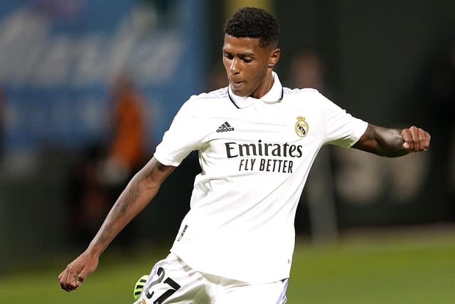Vinicius Tobias joined Shakhtar Donetsk from Brazilian club Internacional in July 2021, but never played a competitive game for the Miners due to Russia's invasion of Ukraine in February 2022. The 19-year-old joined Real Madrid on a season-long loan in April 2022. The Brazilian has not yet featured for Real, despite making 27 appearances for their B team, but the Spanish giants are expected to complete a €10m deal for the defender in the summer