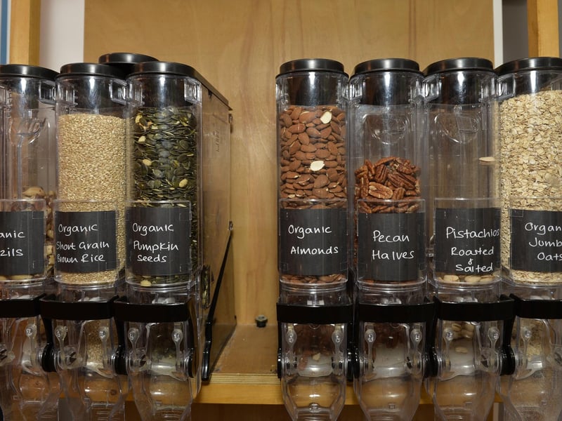 Refill station