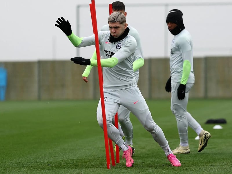 Paraguay playmaker Julio Enciso shows off some slick moves in training