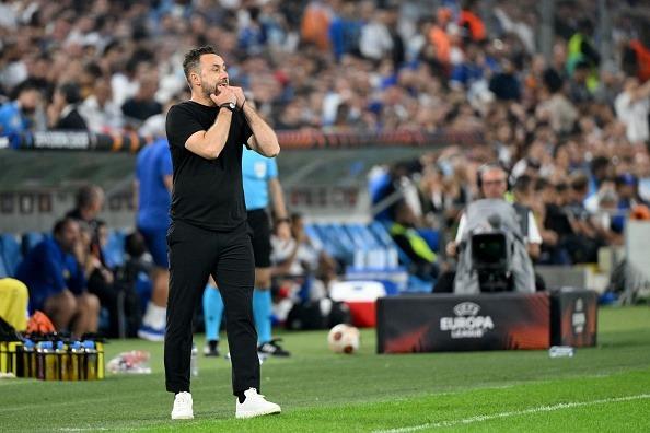 Brighton's Italian head coach Roberto De Zerbi reacts from the sidelines