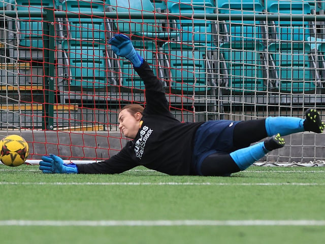 Newhaven Ladies v Brentford Women, London and SE Premier Division
