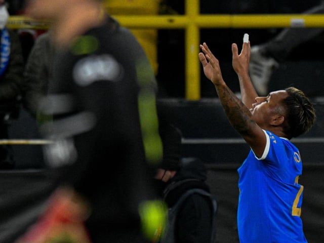 Alfredo Morelos' agent has taken a swipe at the striker's international boss following his role in the 4-2 win, tweeting "Remember when the Colombia national team  manager decided to use strikers from the local league instead of the 3rd leading goalscorer in the history of Europa League…" (The Scotsman)