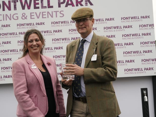 Fontwell Park jump racing action, October 2026