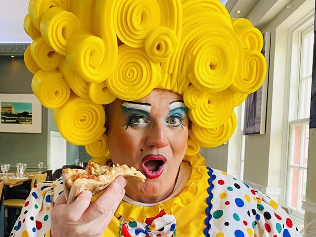 Panto cast at Donatello