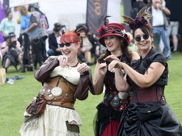 Steampunk Festival Eastbourne 24 (Photo by Jon Rigby)