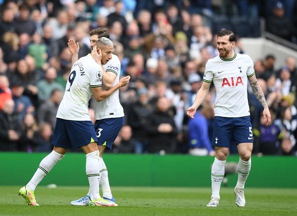 Points without VAR: 54 (0)