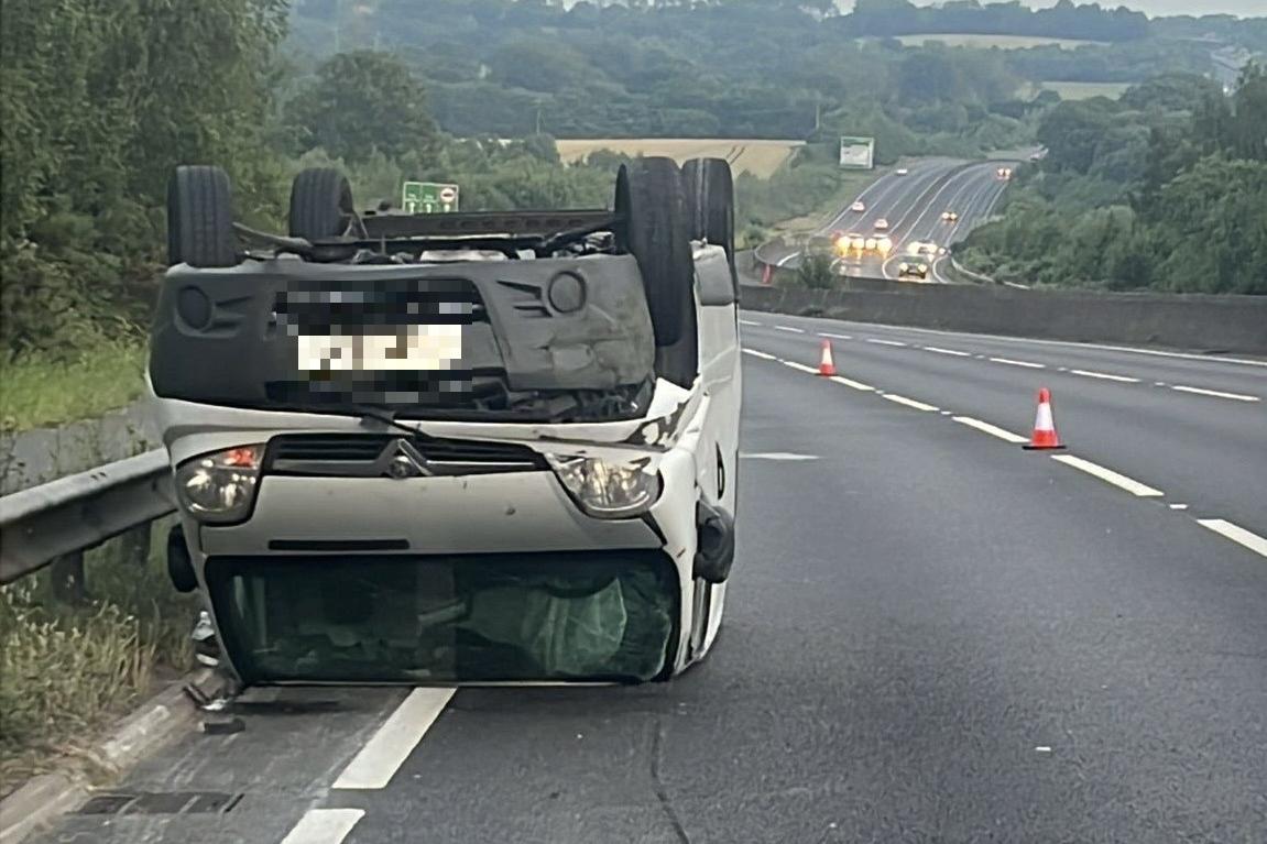 Verkehr in Sussex und Surrey: Staus im morgendlichen Berufsverkehr ...
