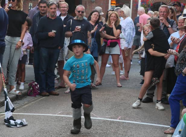 Hastings Old Town Carnival Week 2022: Seaboot Race. Photo by Roberts Photographic