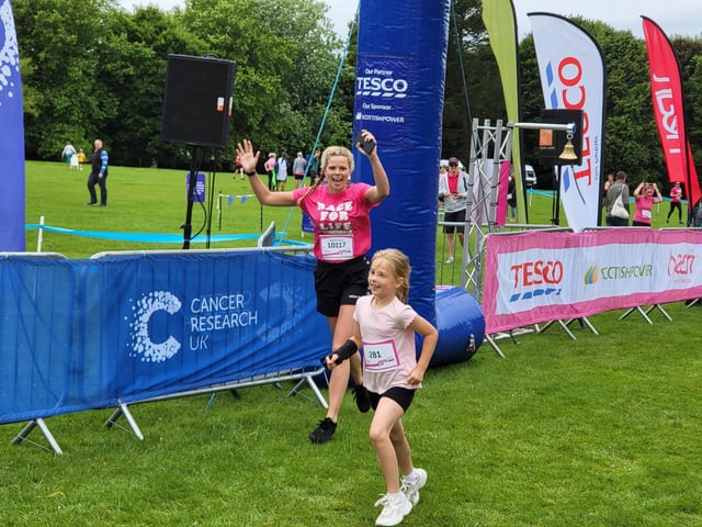 Oakwood School at Horsham Race for Life 2022