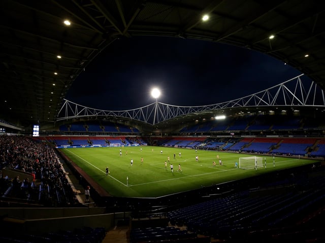 University of Bolton Stadium, home to Bolton Wanderers, has 0.09 anti-social behavioural incidents per 100 attendants, on average. The University of Bolton Stadium has an average of 421,958 annual attendants and 366 yearly incidents