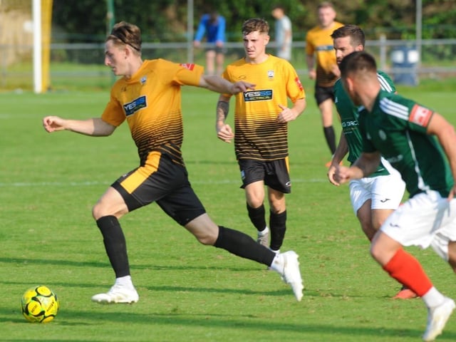 Littlehampton Town v Burgess Hill Town in the FA Trophy