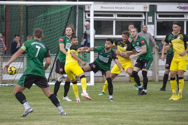 Phoenix Sports take on Chichester City | Picture: Neil Holmes