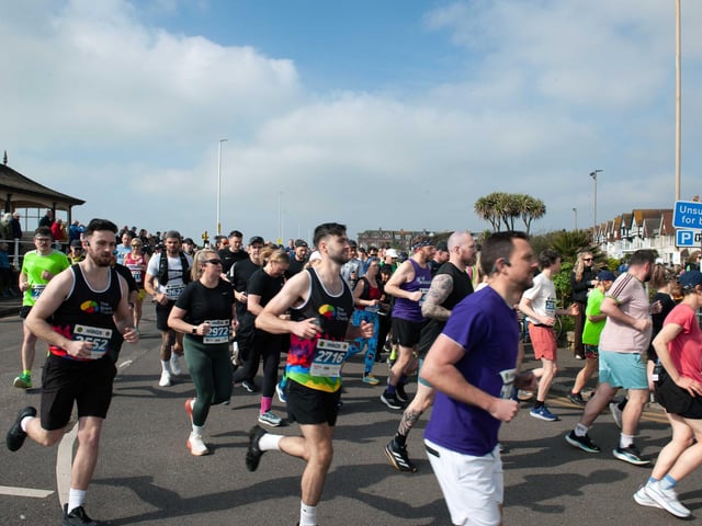 Hastings Half Marathon 2026 - pictures by Frank Copper